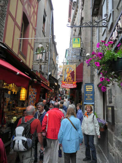 enge Gassen auf dem Mont St. Michel